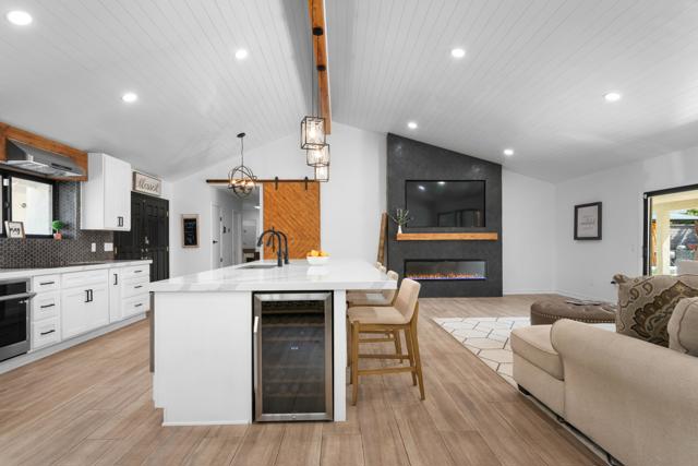 Image 7 of 68 For 72915 Deer Grass Drive