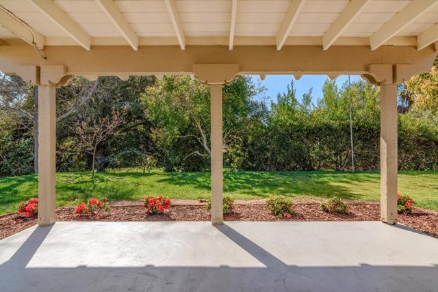 16656 Orilla Dr, San Diego CA: https://media.crmls.org/mediaz/d9da69e9-7936-46f5-93fc-56bce2dd881c.jpg