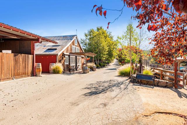 3970 Leavesley Road, Gilroy CA: https://media.crmls.org/mediaz/d9db9dd3-29a2-40ef-a76c-2416d0841a78.jpg