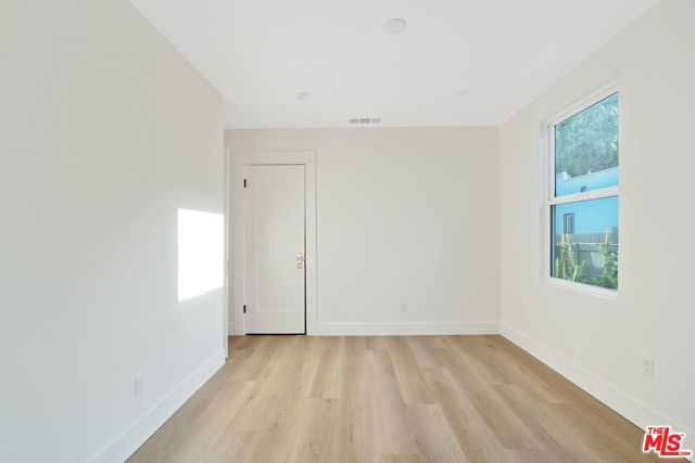 7957 Fountain Avenue photo 26