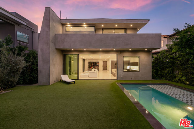 108 N Edinburgh Avenue, Los Angeles CA: https://media.crmls.org/mediaz/d9df5f00-d664-4375-9220-891f02f6661d.jpg