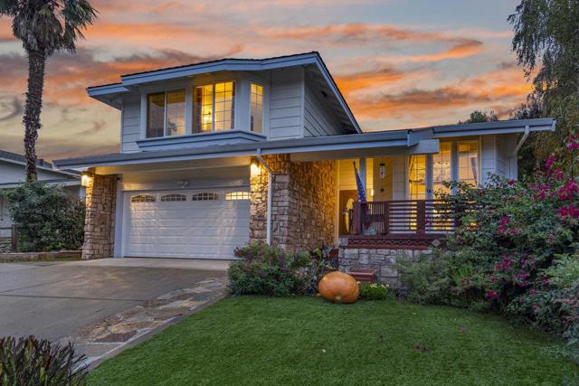 16761 Dry Creek Court, Morgan Hill CA: https://media.crmls.org/mediaz/d9e05639-067b-4220-8827-fdfa20ea4a99.jpg