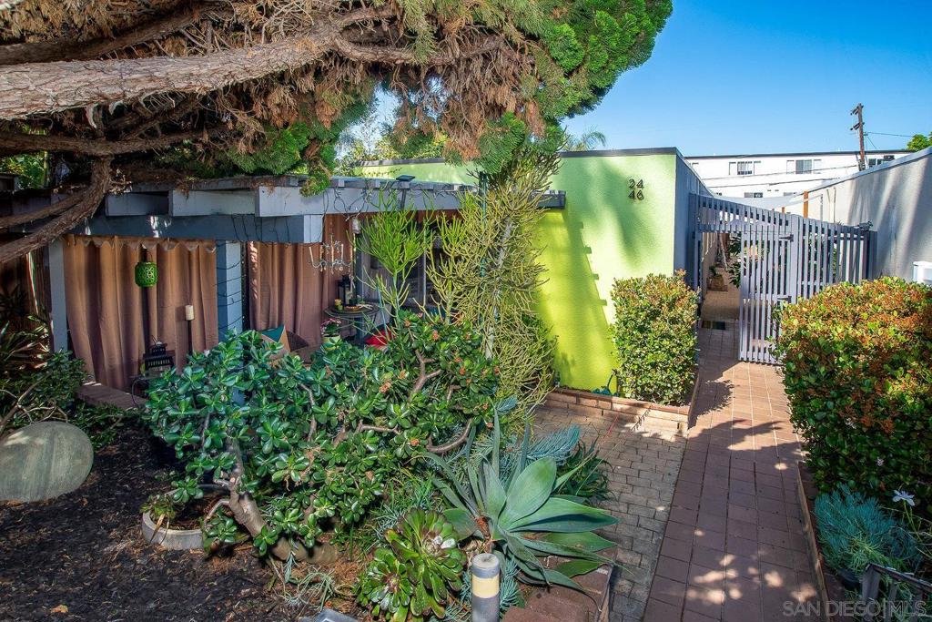 2446 Denver - photo 2