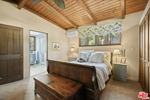 809 Basin Drive, Topanga CA: https://media.crmls.org/mediaz/d9e197b8-669a-44ee-b74b-e429715e9b53.jpg