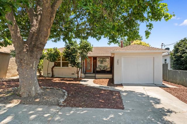 263 Ano Avenue, San Lorenzo CA: https://media.crmls.org/mediaz/d9e1f14f-2cd9-412c-b574-4cd9c4f5a7c1.jpg