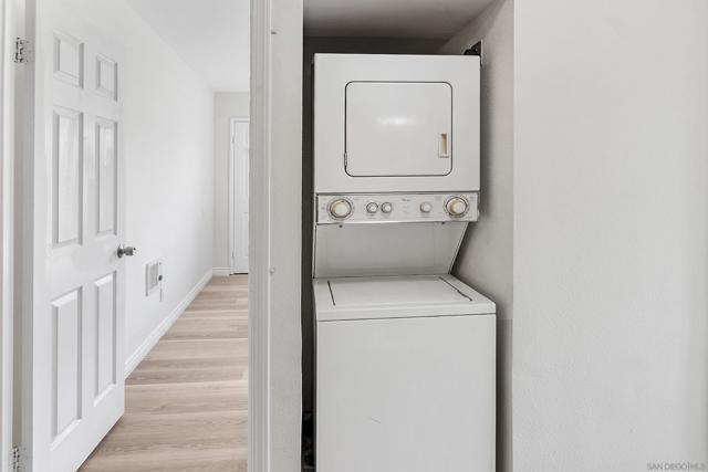 2910 Alta View Dr, San Diego CA: https://media.crmls.org/mediaz/d9e2170e-8d83-45e0-97b4-d8ff3850eddb.jpg