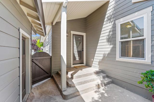 720 Gilroy Drive, Capitola CA: https://media.crmls.org/mediaz/d9e25b0c-2149-4d82-a092-bf955eda0e22.jpg