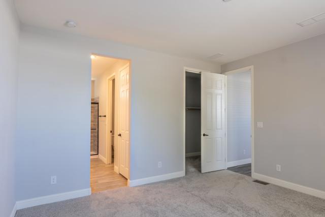 2003 Bayview Heights Dr, San Diego CA: https://media.crmls.org/mediaz/d9e447a4-46e9-4b2a-92b8-42e1a1a2010f.jpg