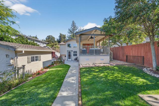136 Loma Alta Avenue, Los Gatos CA: https://media.crmls.org/mediaz/d9e5f2f0-baea-4eb8-9dfc-89012b988a0a.jpg
