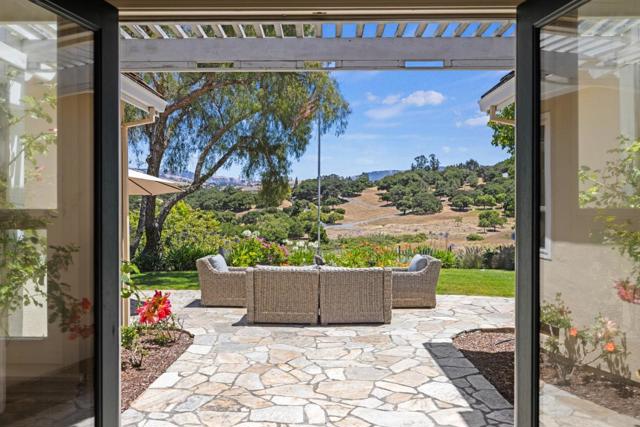 25317 Camino De Chamisal,  CA: https://media.crmls.org/mediaz/d9e726c5-65db-4299-97a6-cb8689083f80.jpg