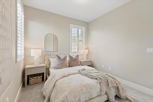 639 Cinnamon Circle, Mountain View CA: https://media.crmls.org/mediaz/d9e76263-ddd4-4e03-aa7a-a391ad859818.jpg