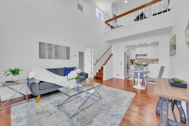 4040 Porte La Paz, San Diego CA: https://media.crmls.org/mediaz/d9e88e8c-0cc6-4afa-ba08-ab351c5ba5e7.jpg