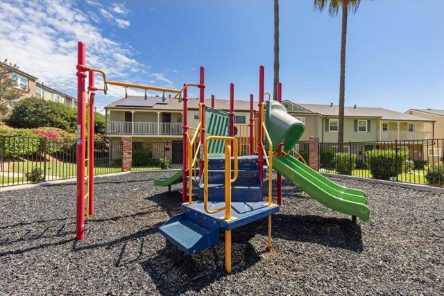 8018 Winter Gardens Blvd Unit A, El Cajon CA: https://media.crmls.org/mediaz/d9e8bda9-3b42-43ad-a51d-0c5360f0eaee.jpg