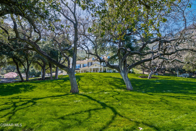 1464 Hidden Valley Road, Thousand Oaks CA: https://media.crmls.org/mediaz/d9e9a012-39f3-4fef-aa33-a3bef0f80913.jpg