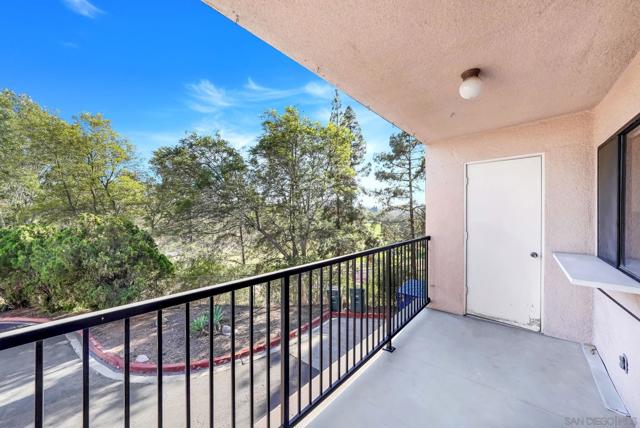 7838 Cowles Mountain Court, San Diego CA: https://media.crmls.org/mediaz/d9ea4f32-351b-4c45-ada6-84d45e89a4da.jpg