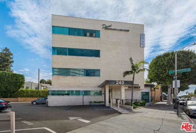  Commercial for Sale in Beverly Hills, California