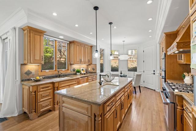 400 Alameda, San Carlos CA: https://media.crmls.org/mediaz/d9eb3462-67c8-43d1-955a-fdc257a9f7c8.jpg