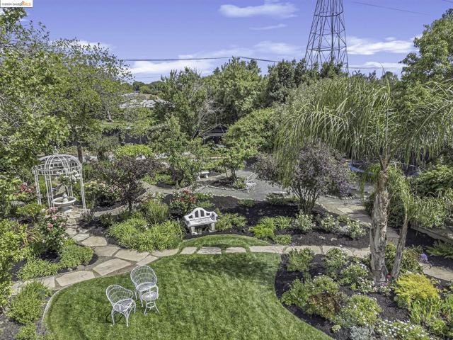 Image 55 of 60 For 1223 Hillcrest