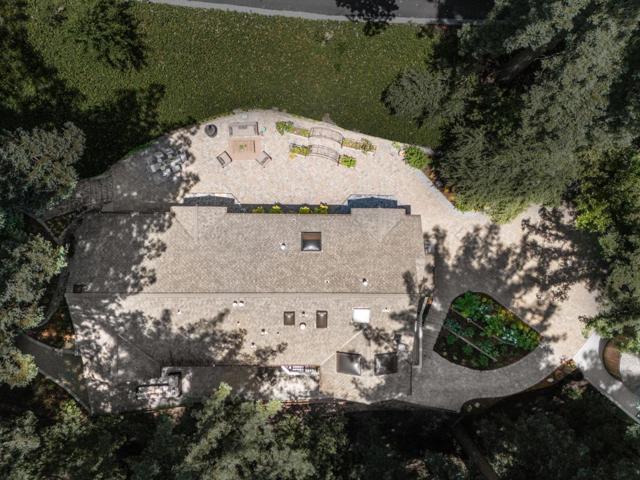 23110 Old Santa Cruz Highway, Los Gatos CA: https://media.crmls.org/mediaz/d9ebb1a0-0a28-48d5-bb5c-3d9bcec71e33.jpg