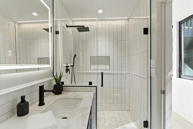 490 Shelford Avenue, San Carlos CA: https://media.crmls.org/mediaz/d9ec60e6-88cc-4aea-8d1d-a5fd3caa76a4.jpg