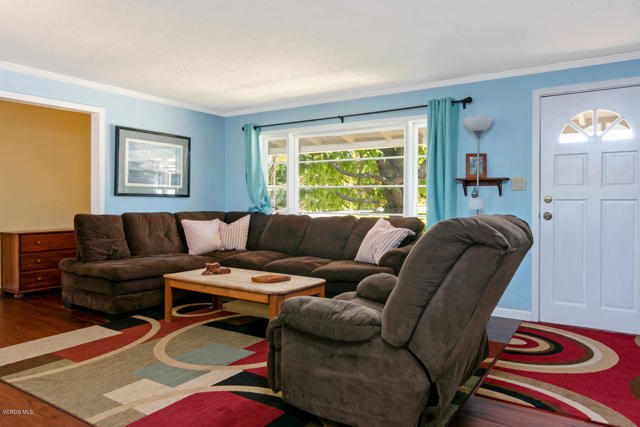 250 Verde Oak Drive, Oak View CA: https://media.crmls.org/mediaz/d9ec6f95-c6ad-49a3-ba5b-68435d80a9fa.jpg