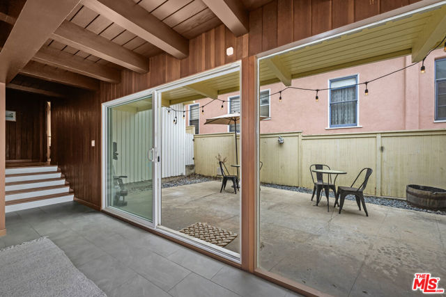 622 Esplanade, Redondo Beach CA: https://media.crmls.org/mediaz/d9ed8c5e-457c-4823-87a5-cc3c1ee866ea.jpg