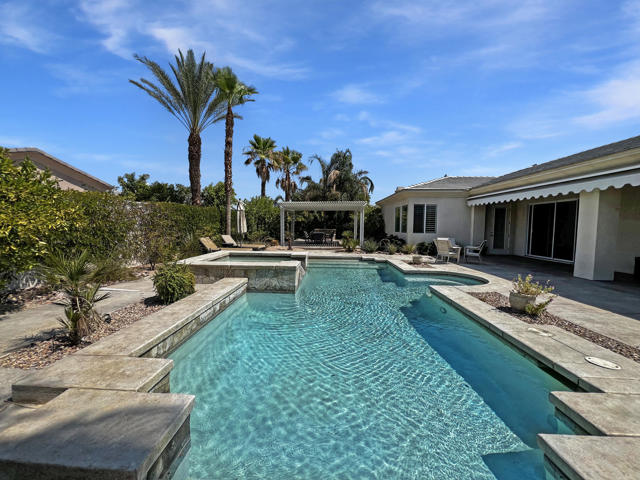 5 Lyon Road, Rancho Mirage CA: https://media.crmls.org/mediaz/d9eda4f5-7814-42c2-9ab0-e74f520a2a51.jpg