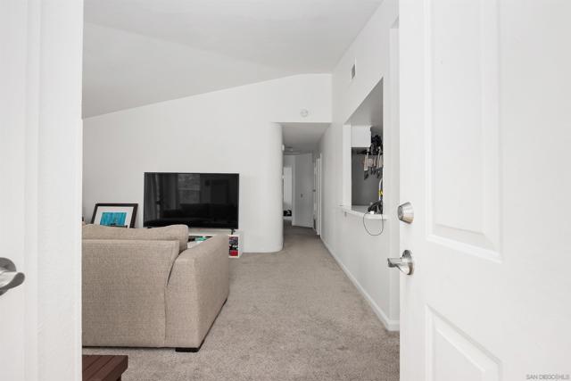 9342 Twin Trails Drive, San Diego CA: https://media.crmls.org/mediaz/d9ef817b-bb4d-45f4-8e34-67edcd84b68b.jpg