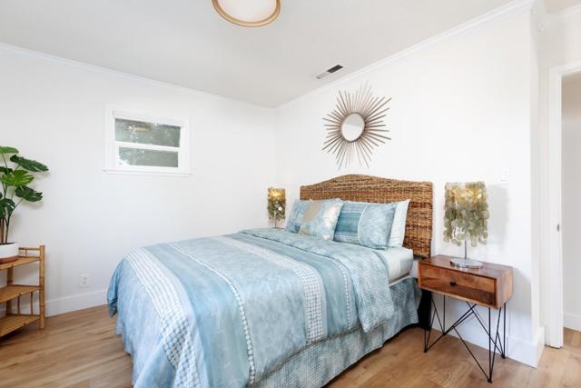 1122 Seabright Avenue, Santa Cruz CA: https://media.crmls.org/mediaz/d9efedaa-dfc9-4992-a96b-b3eeb5d11437.jpg