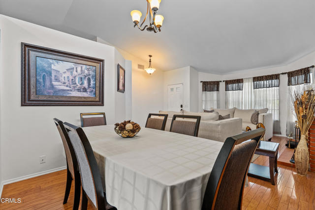 1306 Bluejay Street, Fillmore CA: https://media.crmls.org/mediaz/d9f00bad-bcc3-4708-9291-46ef9702f65a.jpg
