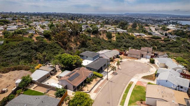 3115 Geronimo, San Diego CA: https://media.crmls.org/mediaz/d9f09c30-2240-40ed-865b-68baee7611da.jpg