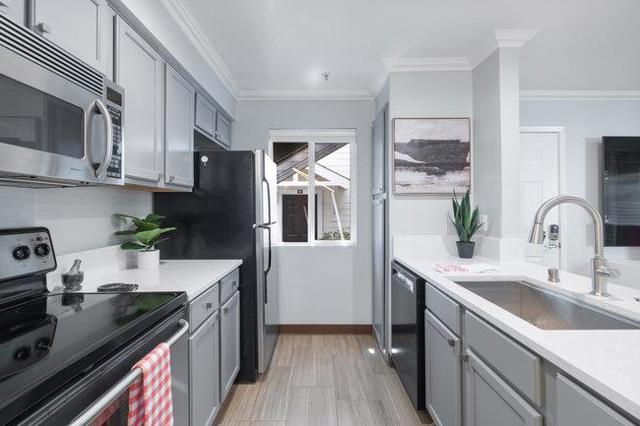 41 Grandview Street, Santa Cruz CA: https://media.crmls.org/mediaz/d9f10f46-5be9-4bd2-9d50-c397697c7cae.jpg