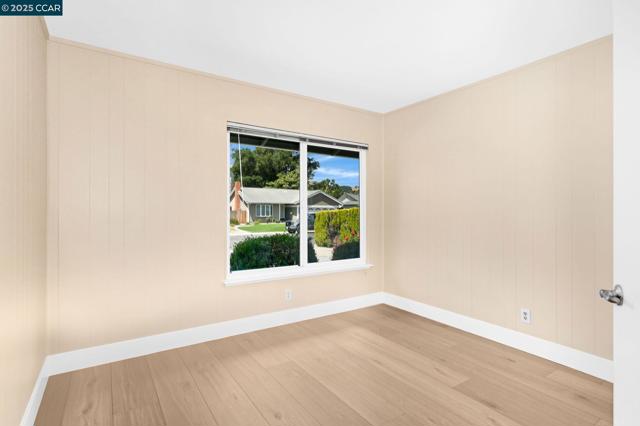 2848 Biddleford Dr, San Ramon CA: https://media.crmls.org/mediaz/d9f14b27-1f59-457a-b38b-feff0b0b93b5.jpg