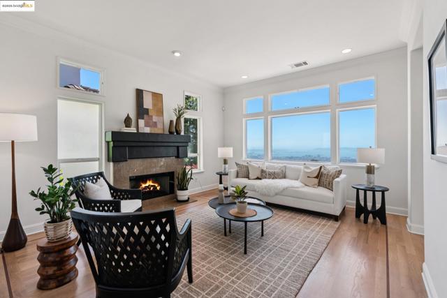 16032 Broadway Ter, Oakland CA: https://media.crmls.org/mediaz/d9f18528-1ebf-41e5-b187-928493ea3c6a.jpg
