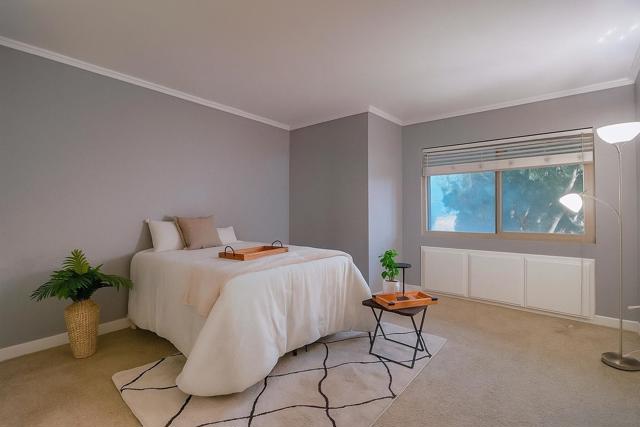 10350 Caminito Cuervo, San Diego CA: https://media.crmls.org/mediaz/d9f20ab4-ca25-4135-a54e-cd759a21ec23.jpg