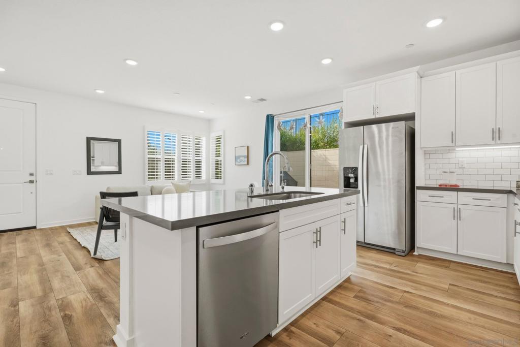 13068 Olympus - photo 14