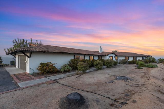 16641 Eagles Crest Rd, Ramona CA: https://media.crmls.org/mediaz/d9f41721-7ef0-41c1-8b20-8cdf8bbb5d35.jpg