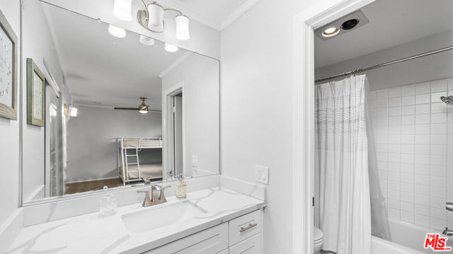 663 W Terrylynn Place, Long Beach CA: https://media.crmls.org/mediaz/d9f49cec-0dfc-42e4-927f-26137ca48ed3.jpg
