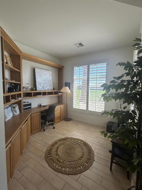 78557 Golden Reed Drive, Palm Desert CA: https://media.crmls.org/mediaz/d9f615ee-5406-4ed7-afc2-558c02168bed.jpg