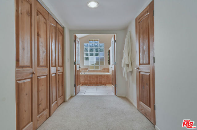 4734 Louise Avenue photo 53