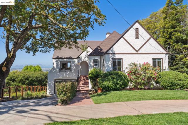 744 Coventry Road, Kensington CA: https://media.crmls.org/mediaz/d9f68d23-ed37-4095-943d-69108ad2507b.jpg