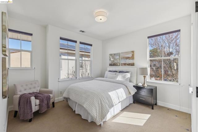 Image 38 of 49 For 548 Gabriel Ct