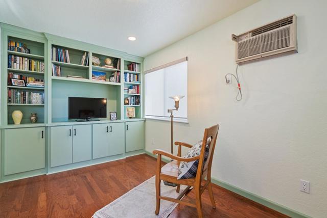 141 Holliday Drive, Hollister CA: https://media.crmls.org/mediaz/d9f81fc5-edff-48f2-a39e-9878aab0b395.jpg