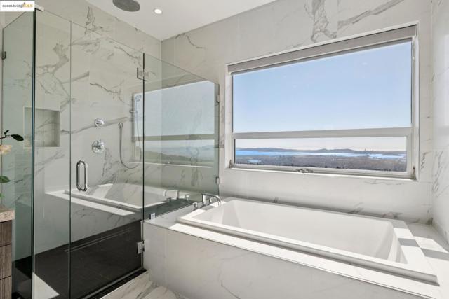 25 Diablo Dr, Oakland CA: https://media.crmls.org/mediaz/d9f8babf-072c-4113-96d4-188cc04c3897.jpg
