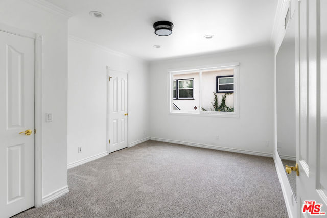 502 Smithwood Drive, Beverly Hills CA: https://media.crmls.org/mediaz/d9f90a67-512a-4d59-a5aa-83eea52137a3.jpg