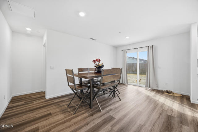 Detail Gallery Image 14 of 34 For 6003 Vespucci Ave, Bakersfield,  CA 93313 - 4 Beds | 3 Baths