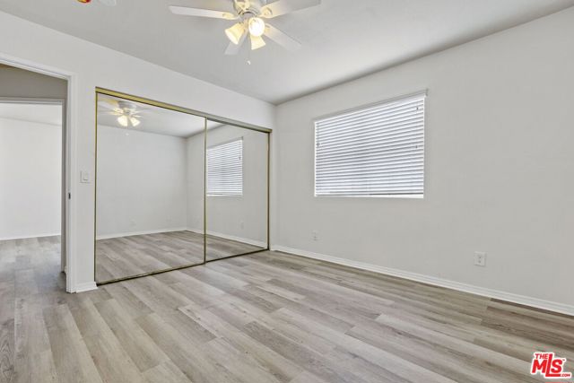 1060 Mcfarland Avenue, Wilmington CA: https://media.crmls.org/mediaz/d9fba585-07cf-4df7-94b1-e7348e096bec.jpg
