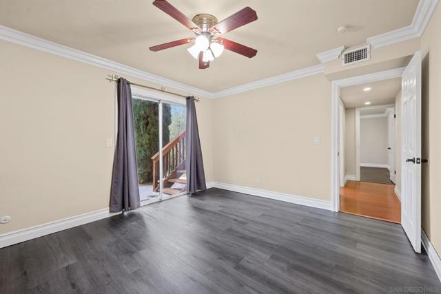 1973 Kinross Ct, Escondido CA: https://media.crmls.org/mediaz/d9fbfff3-d973-452a-9e87-48aa599989e5.jpg