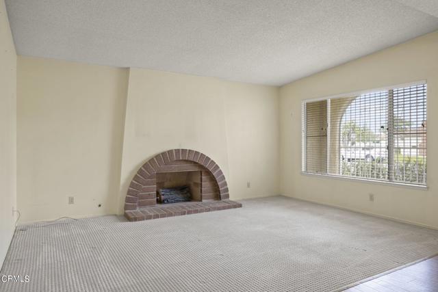 Detail Gallery Image 10 of 39 For 1210 Magnolia Ave, Oxnard,  CA 93030 - 4 Beds | 2 Baths