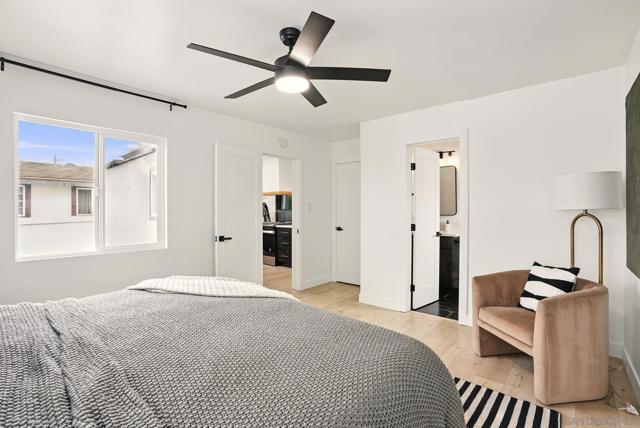 4817 Lyon St, San Diego CA: https://media.crmls.org/mediaz/d9fccb01-d529-45fd-9357-e2f4032ca088.jpg